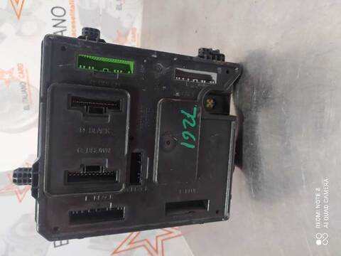 Foto 2ª: Caja Reles Fusibles Renault Megane EXPRESSION BERLINA 110CV 81KW III BERLINA 5 P [K9KA6] (2013)