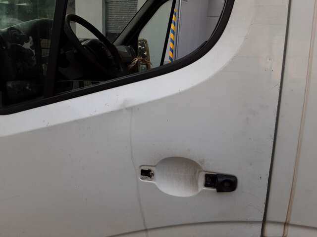 Foto 2ª: Puerta Delantera Izquierda Opel Movano 2.3 CDTI125CV/92KW 0CV [M9T 676] (2013)