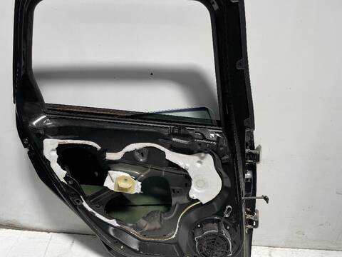Foto 2ª: Puerta Trasera Izquierda Peugeot 308 ENVY 112CV [9HR (DV6C)] (2008)