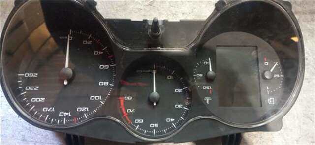 Foto 2ª: Cuadro de Instrumentos Seat Leon 1.8 LINEA R [1.8 LTR. - 118 KW 16V T FSI - TSI] [CDA]