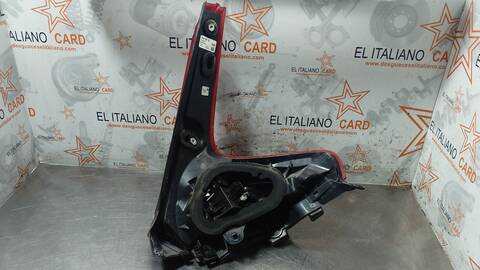 Foto 2ª: Piloto Trasero Izquierdo Volvo V40 R-DESIGN MOMENTUM 150CV 110KW [D5204T6] (2013)