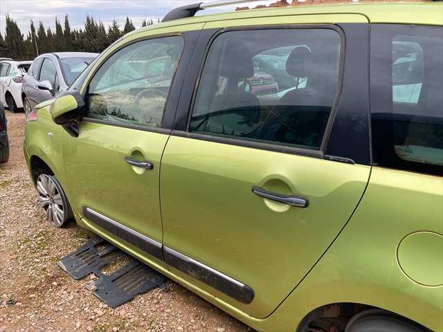 Foto 2ª: Puerta Trasera Izquierda Citroen C3 1.6 HDI 90cv [9H06] (2012)