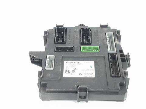 Centralita Motor ECU Dacia Duster TCE 130 EXPRESSION