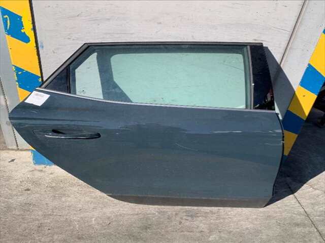 Puerta Trasera Derecha Seat Arona 1.0 TSI115CV 0CV