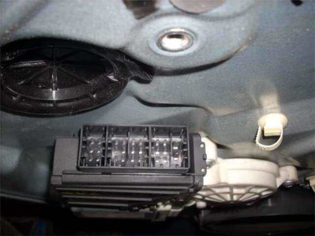 Foto 2ª: Elevalunas Eléctrico Delantero Derecho Seat Ibiza 1.4 16V(75CV) [BBY]