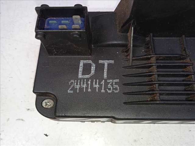 Foto 2ª: Cerradura Puerta Trasera Derecha Opel Zafira 0.1 (2005)