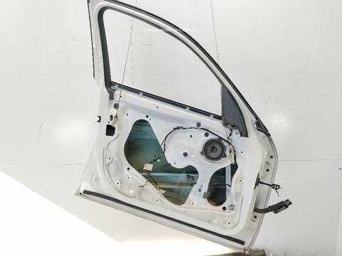 Foto 3ª: Puerta Delantera Izquierda Bmw Serie 1 114 116 D [N47 D20 C] (2011)
