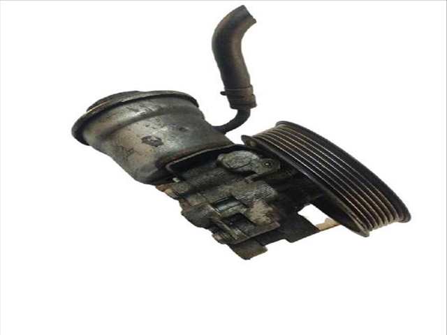 Foto 2ª: Bomba de Direccion Toyota Verso 2.2 D-4D AUR10_ AUR10R) (2004)