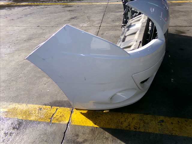 Foto 3ª: Paragolpes Delantero Renault Scenic 1.5 DCI 2009-2012 [K9KR8] (2011)