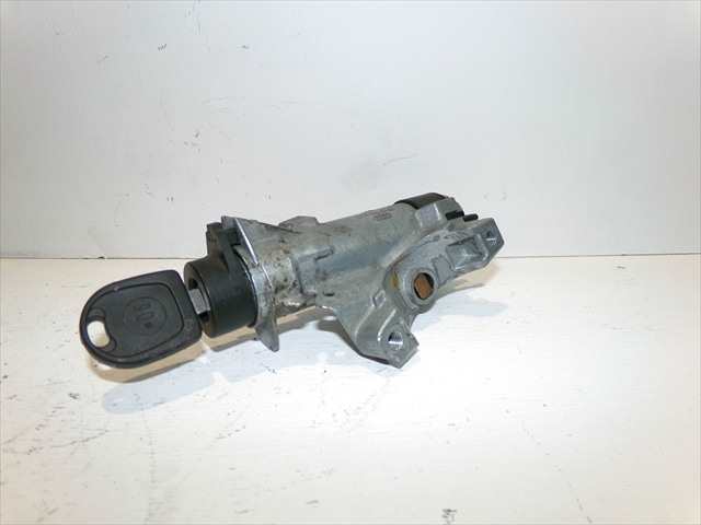 Foto 2ª: Antirrobo Audi A4 1.8 G 1994-2000 [ADR] (1997)