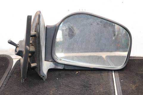 Retrovisor Derecho Ssangyong Korando 2.3 D 80CV 59KW