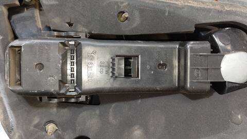 Foto 2ª: Piloto Trasero Izquierdo Mercedes Clase C 160 C 220 CDI 203.706) COUPE 143CV 105KW [OM611962] (2003)