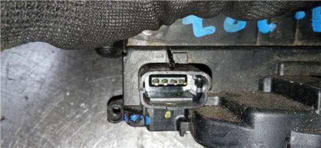 Foto 2ª: Cerradura Puerta Delantera Derecha Renault Clio 1.5 DCI [K9K770]