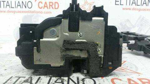 Foto 3ª: Cerradura Puerta Delantera Derecha Nissan Navara DOUBLE CAB SE 4X4 190CV 140KW [YD25] (2011)