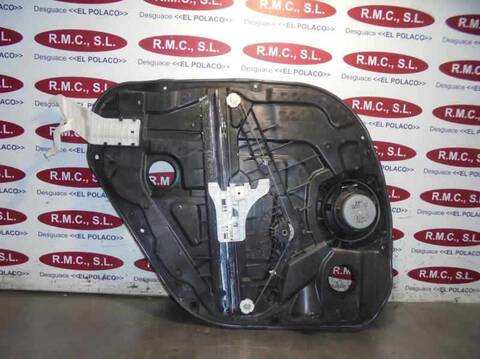 Foto 3ª: Elevalunas Manual Trasero Derecho Kia Carens BASIC 116CV 85KW [D4FD] (2015)