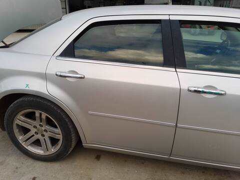 Foto 2ª: Puerta Trasera Derecha Chrysler 300 3.0 CRD 218CV 160KW [642982] (2006)