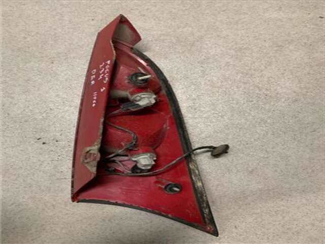 Foto 2ª: Piloto Trasero Derecho Ford Focus 1.6 16V [FYDA]