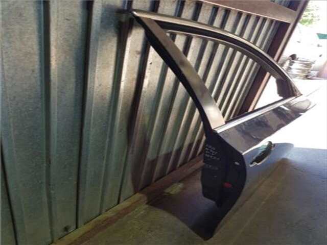 Foto 3ª: Puerta Delantera Derecha Bmw Serie 5 518 3.0 530I [3.0 LTR. - 170 KW 24V CAT] [M54 306 S3]