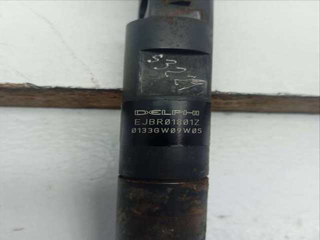 Foto 3ª: Inyectores Renault Megane 1.5 DCI DIESEL BERLINA 82CV 60KW II BERLINA 5P [K9K722] (2003)