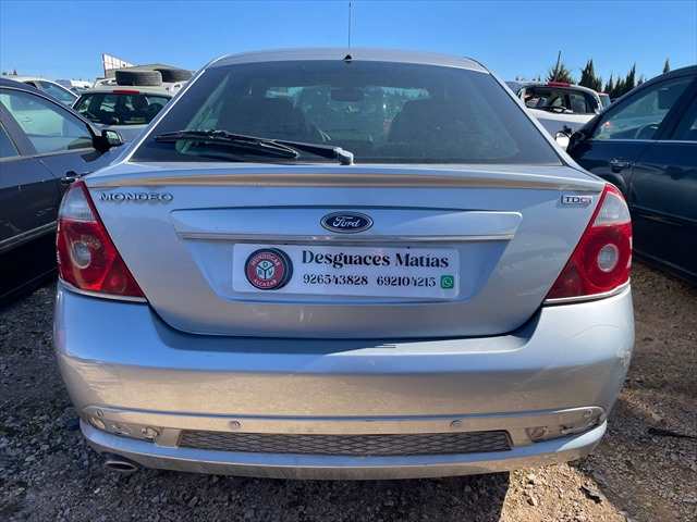 Foto 3ª: Paragolpes Trasero Ford Mondeo 2.2 TDCI 155cv [QJBA] (2005)