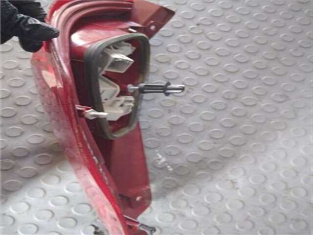 Foto 3ª: Piloto Trasero Izquierdo Ford Fiesta 1.3 I [J4L]