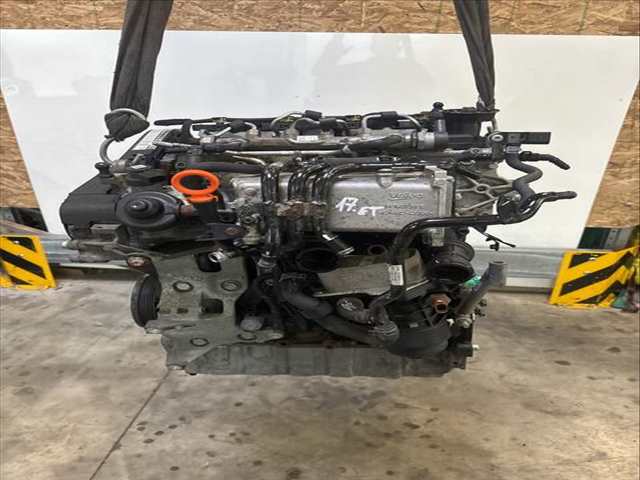 Foto 3ª: Motor Completo Volkswagen Golf 1.6 TDI 105 CV 77KW [CLHA, CLH, CLHB] (2013)