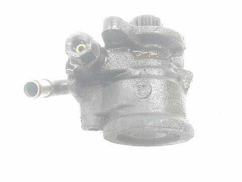 Bomba de Direccion Toyota Land Cruiser TD VX 5-PTAS.) KZJ95)