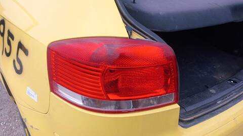 Foto 2ª: Piloto Trasero Izquierdo Audi A3 1.9 TDI AMBITION 105CV 77KW [BLS] (2006)