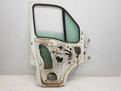 Foto 3ª: Puerta Delantera Izquierda Nissan Interstar CAJA CERRADA L 2 H 2 TECHO (2003)