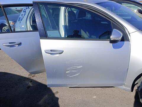 Puerta Delantera Derecha Volkswagen Golf ADVANCE 140CV 103KW