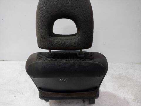 Foto 3ª: Asiento Delantero Derecho Toyota Rav4 2.0 LUNA 4X4 2003 ) 150CV [1AZFE] (2000)