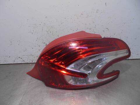 Piloto Trasero Derecho Peugeot 208 1.6 16V HDI FAP 92CV 68KW