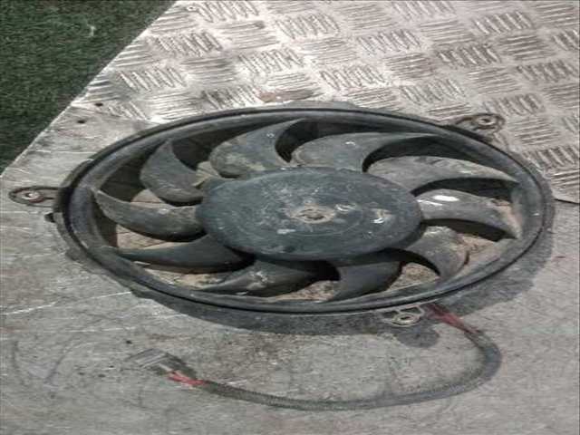 Foto 2ª: Electroventilador Volkswagen Transporter 2.4 DIESEL 78CV 57KW (1990)