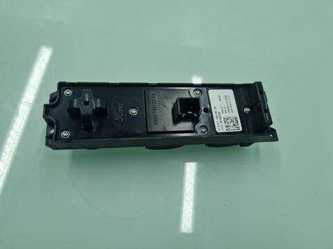 Foto 2ª: Botonera Elevalunas Ford Focus EDITION 116CV 85KW [T1DA] (2015)