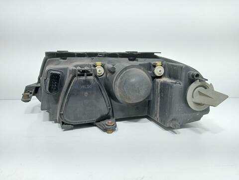 Foto 3ª: Faro Derecho Volkswagen Passat 2.3 V5 170CV (2000)