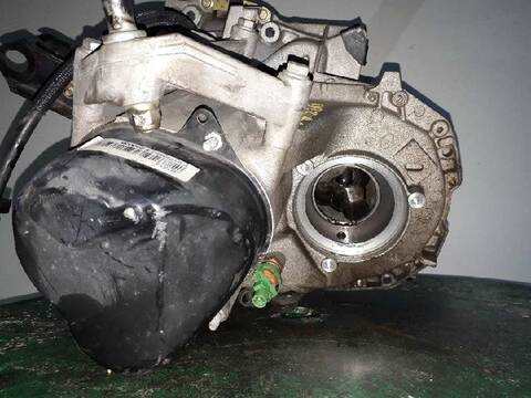 Foto 3ª: Caja Cambios Renault Clio 1.2 58CV 43KW [D7F G7] (2005)