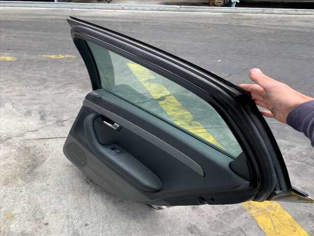 Foto 3ª: Puerta Trasera Derecha Seat Exeo 2.0 TDI 120CV [CAGC] (2011)