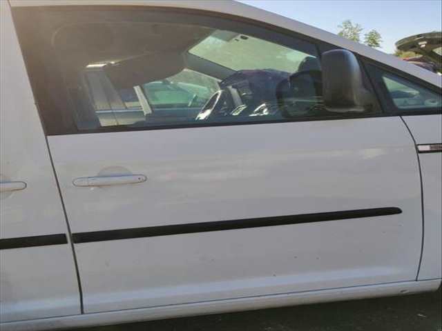 Foto 2ª: Puerta Delantera Derecha Volkswagen Caddy FURGON BMT 75CV 55KW (2015)