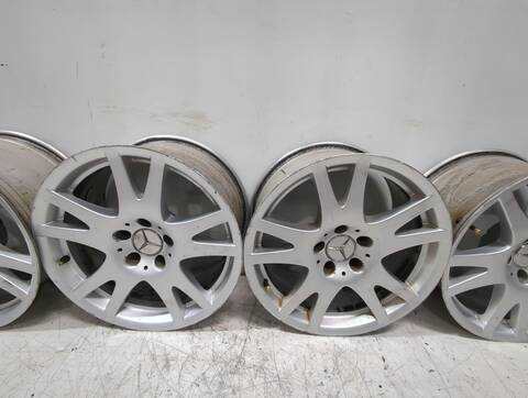 Foto 2ª: Juego LLantas Mercedes Clase CLK 240 G C209) 209.361 [M 112.912] (2002)