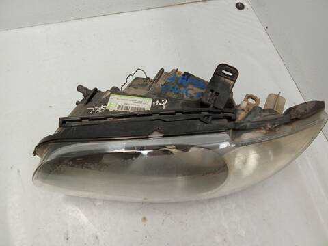 Foto 3ª: Faro Izquierdo Bmw Serie 1 118 D E87) [N47 D20 A,N47 D20 C] (2009)