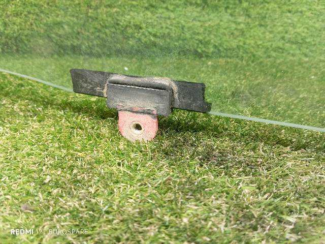 Foto 2ª: Luna Delantera Derecha Toyota Land Cruiser 3.0 D KDJ90 GX 3P [1KD-FTV] (2002)