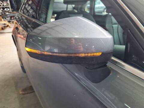 Retrovisor Derecho Audi A3 AMBIENTE QUATTRO 150CV 110KW