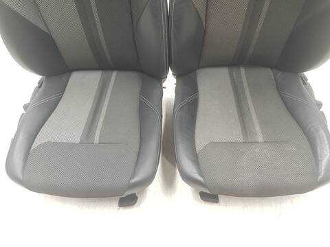 Foto 3ª: Juego Asientos Completos Bmw Serie 1 114 118D URBAN LINE [B47D20A] (2015)