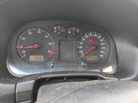 Cuadro de Instrumentos Volkswagen Golf AKL BERLINA