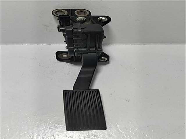 Pedal Acelerador Nissan Navara 2.5 DCI DIESEL CAT 171CV