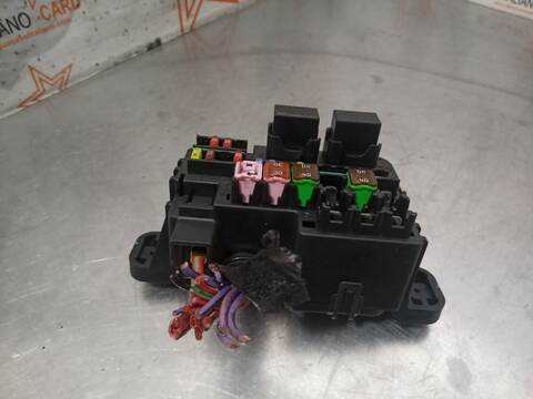 Foto 2ª: Caja Reles Fusibles Opel Mokka EDITION ECOFLEX 131CV 96KW [A17DTS] (2014)