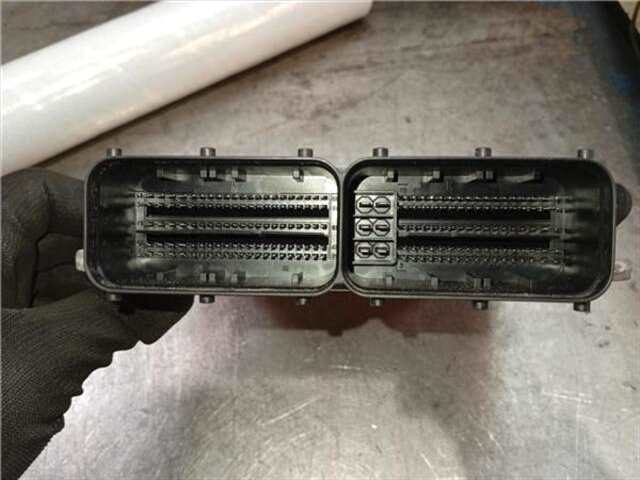 Foto 3ª: Centralita Motor ECU Audi A7 3.0 TDI QUATTRO [3.0 LTR. - 180 KW V6 24V TDI]