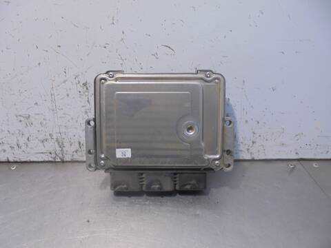 Foto 4ª: Centralita Motor ECU Peugeot 308 ACCESS 92CV 68KW [9H06] (2015)