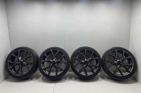 Juego LLantas Ford Focus N3DA BERLINA