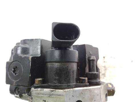 Foto 2ª: Bomba Inyeccion Bmw Serie 3 316 G E46) (1997)